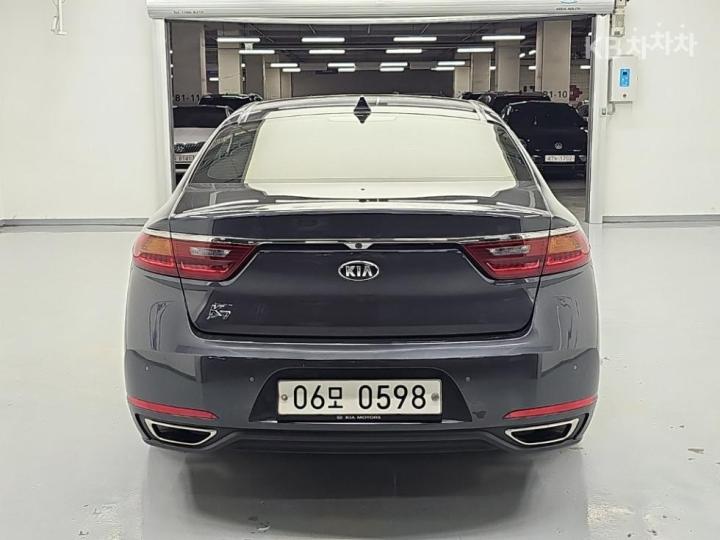 Kia K7 — miniaturë 3
