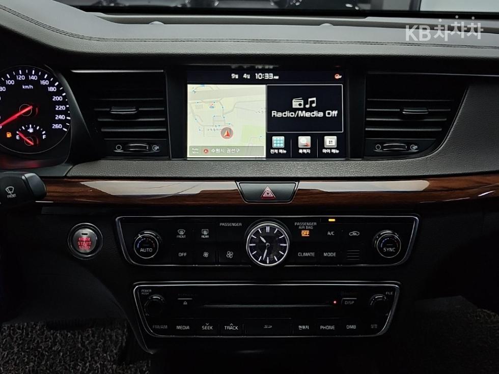 Kia K7 — miniaturë 10