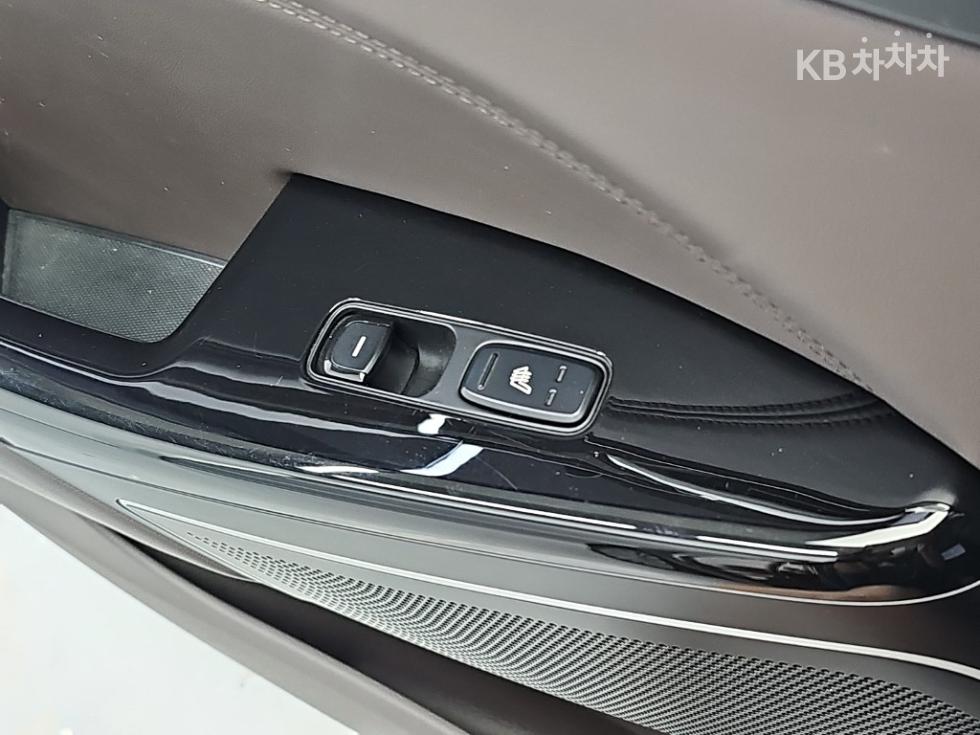 Kia K7 — miniaturë 15