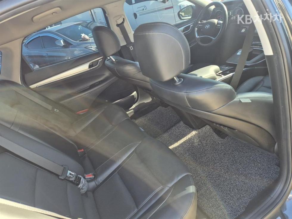 Hyundai Grandeur — miniaturë 17
