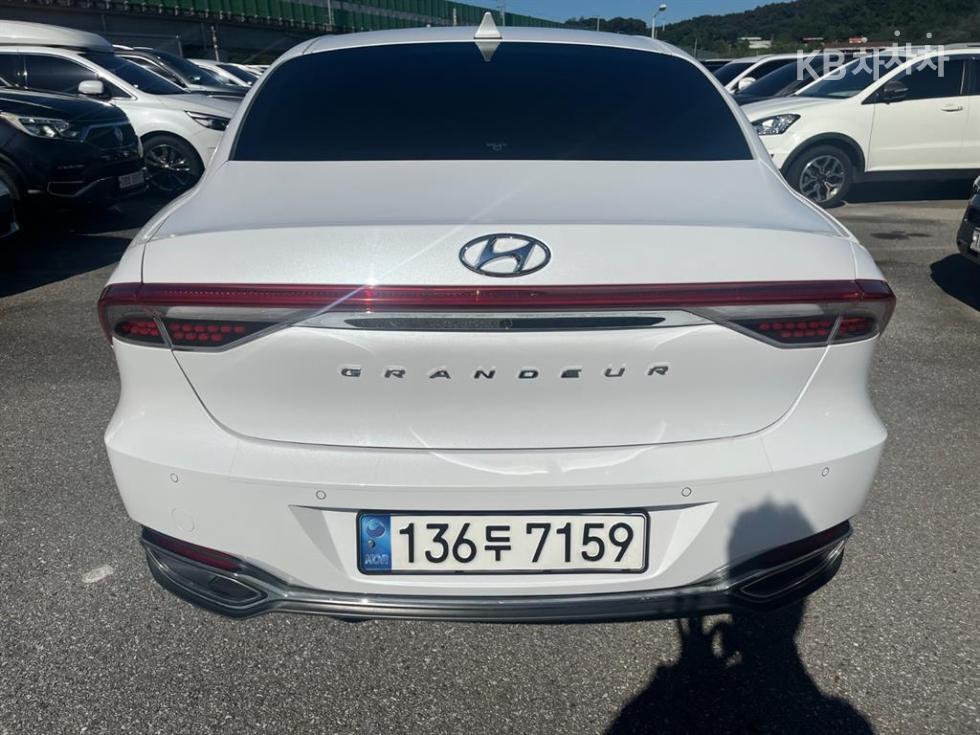 Hyundai Grandeur — miniaturë 4
