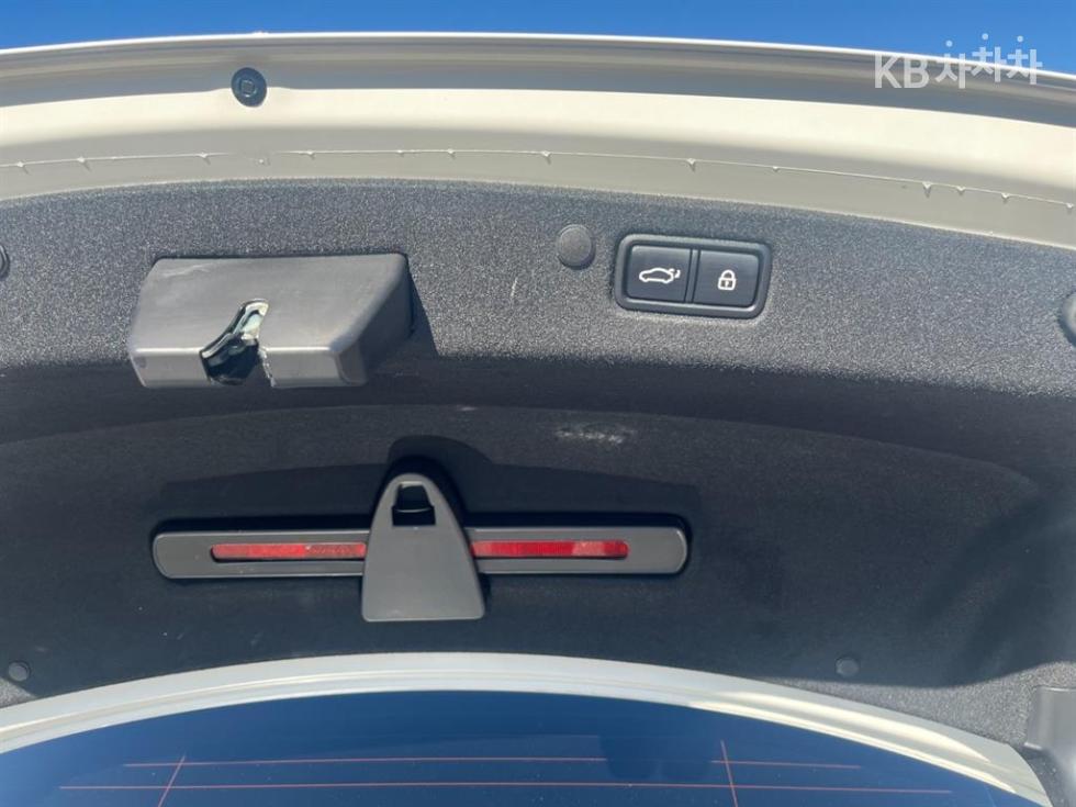 Hyundai Grandeur — miniaturë 18