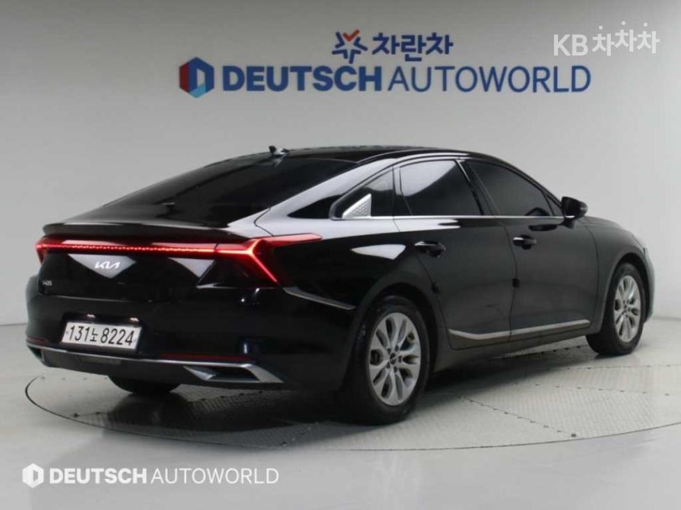 Kia K8 — miniaturë 2