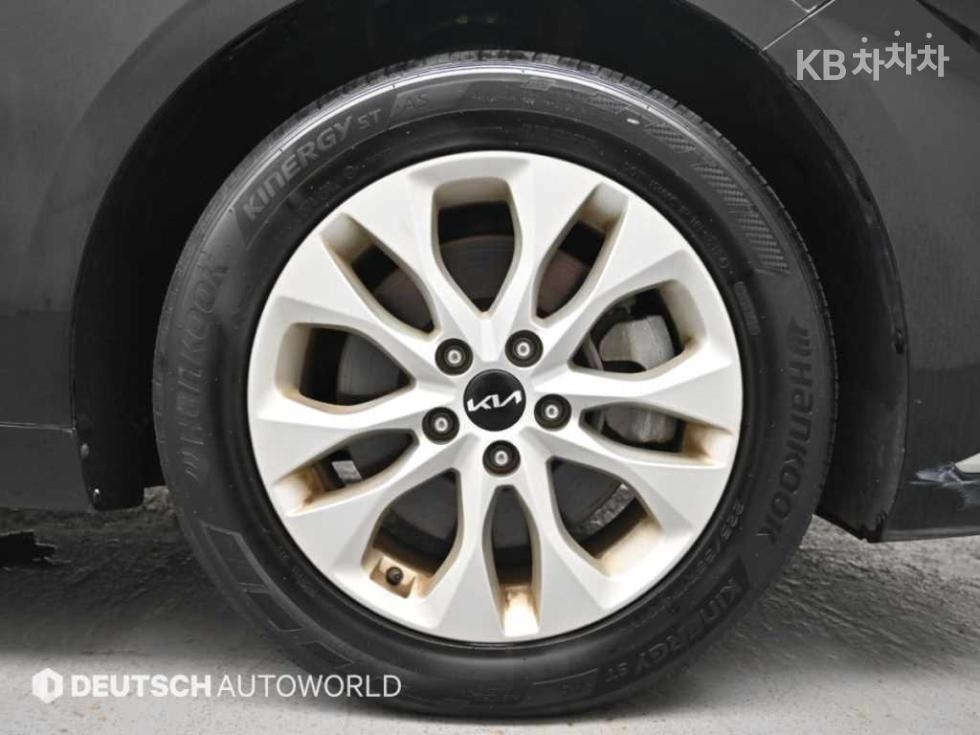 Kia K8 — miniaturë 5