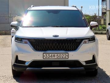 Kia Carnival Diesel 7-Seater Signature — foto 1