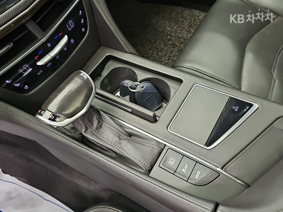Cadillac CT6 — miniaturë 8