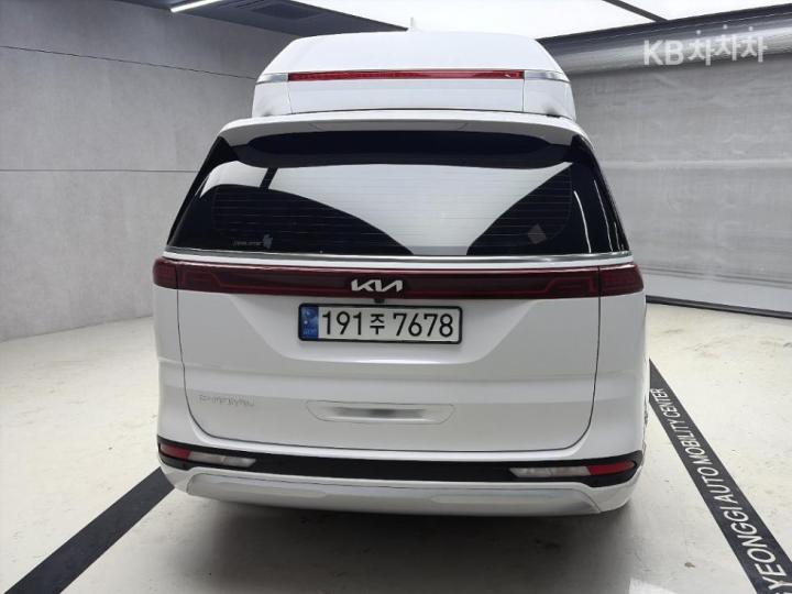 Kia Carnival — miniaturë 3