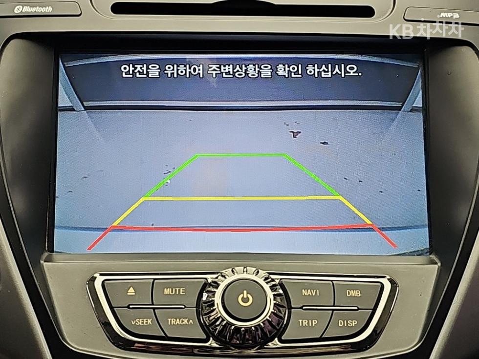Hyundai Avante — miniaturë 14