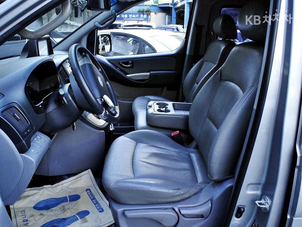 Hyundai Starex — miniaturë 5