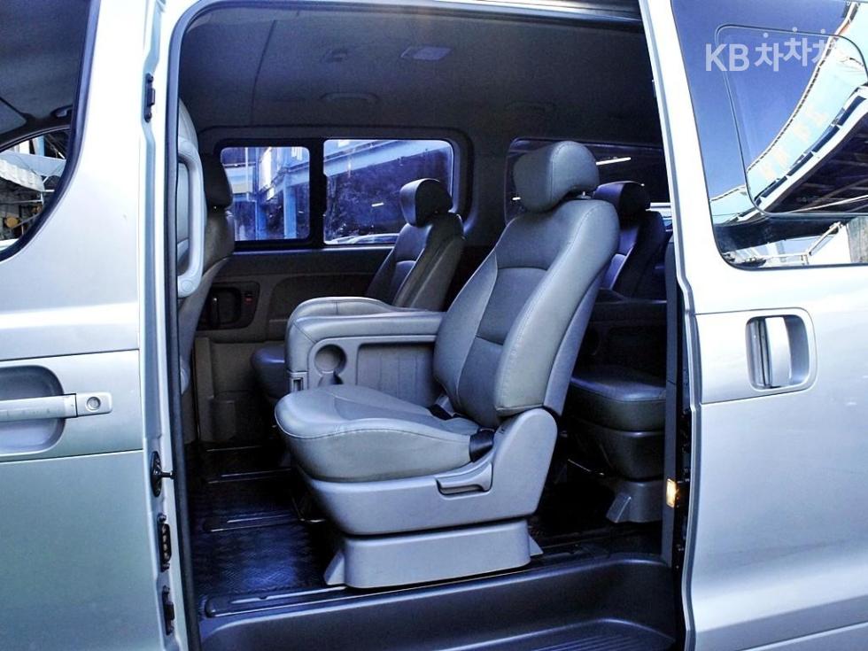 Hyundai Starex — miniaturë 6