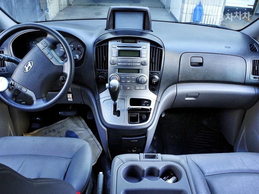 Hyundai Starex — miniaturë 7