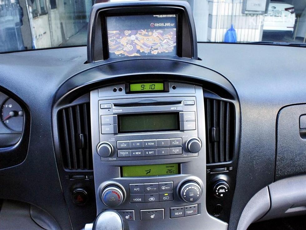 Hyundai Starex — miniaturë 10