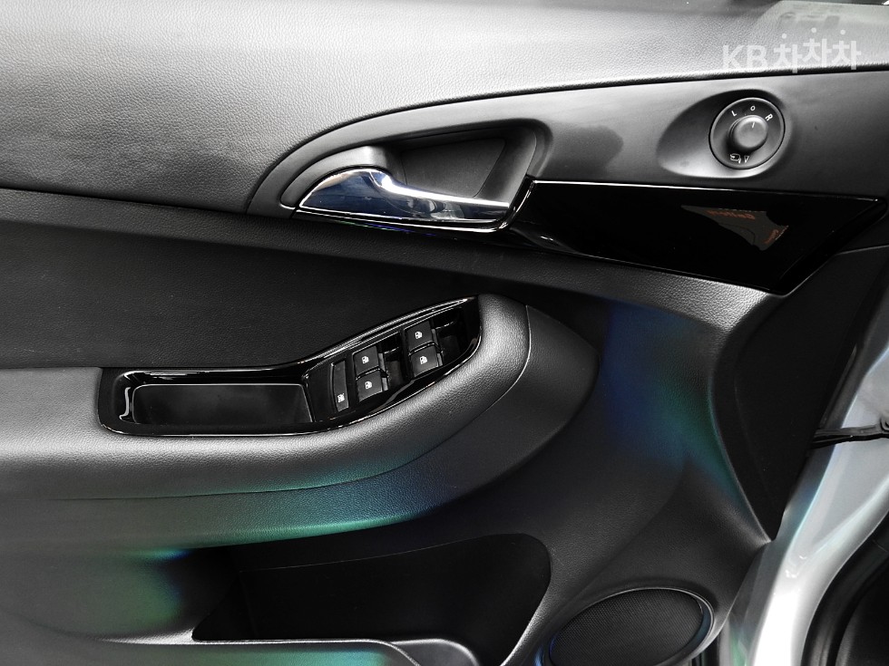 Chevrolet Orlando — miniaturë 17