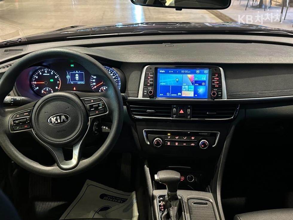 Kia K5 — miniaturë 11