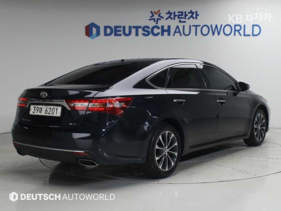 Toyota Avalon — miniaturë 2