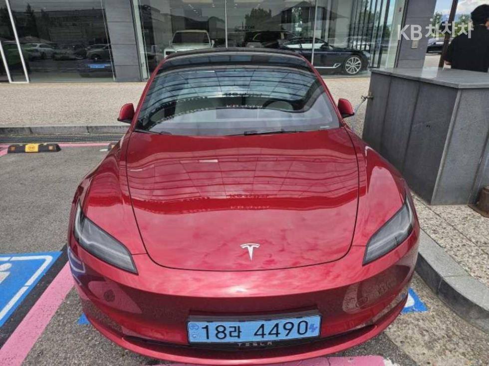 테슬라 모델 3 2024년식 테슬라 Model 3 Long Range