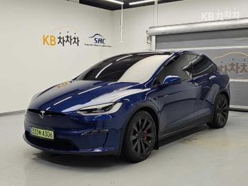 Tesla Model X Plaid — foto 1