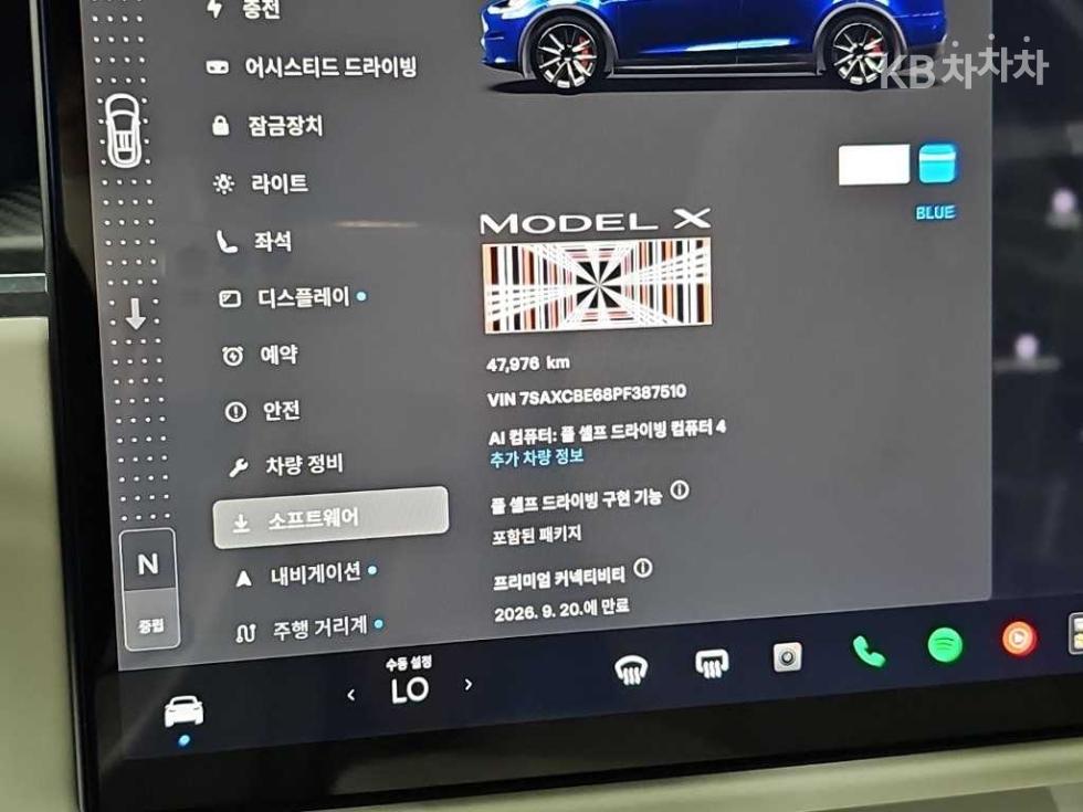 Tesla Model X — miniaturë 6