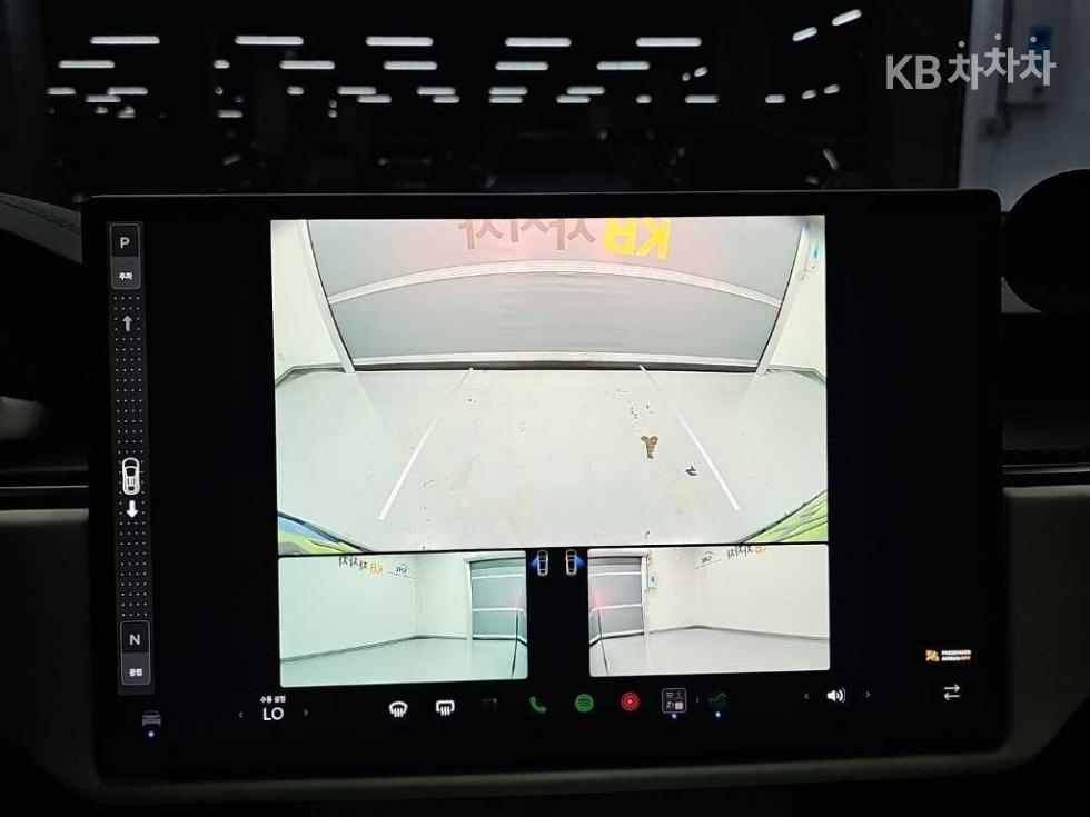 Tesla Model X — miniaturë 16