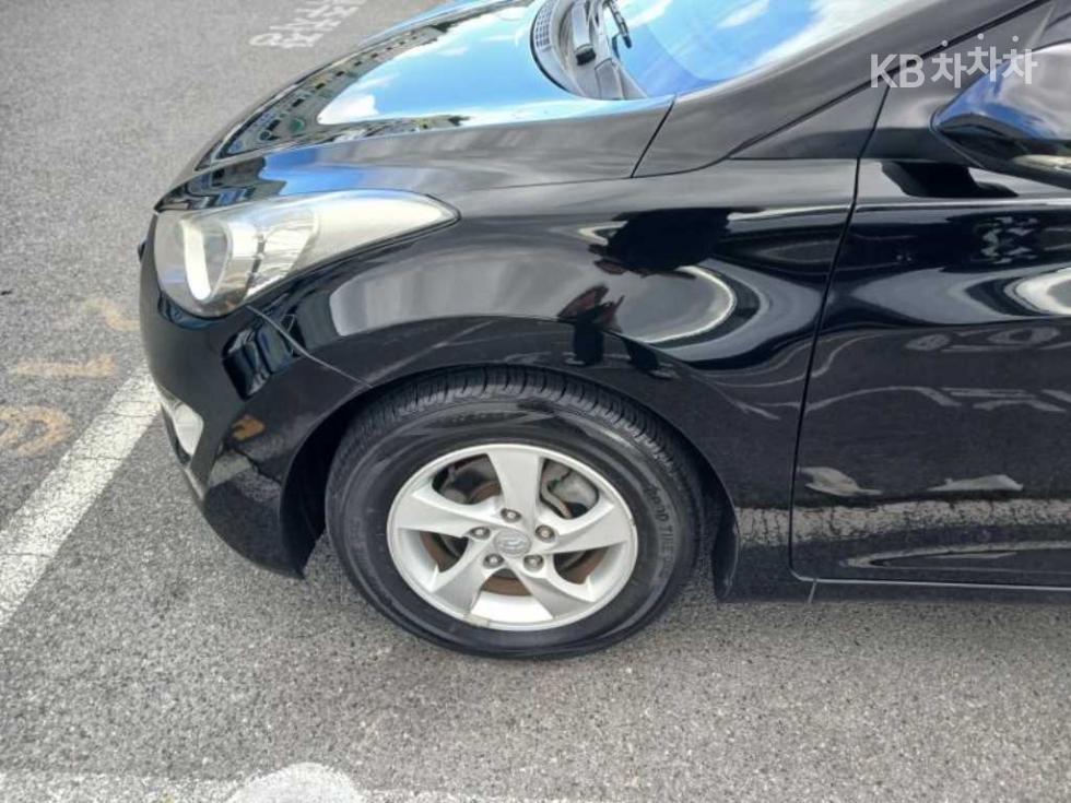 Hyundai Avante — miniaturë 2
