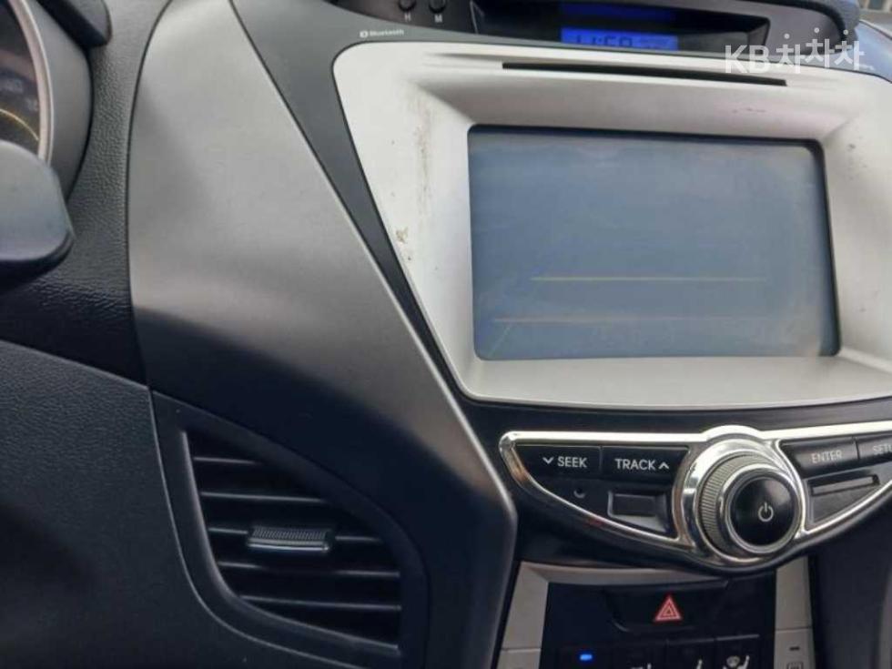 Hyundai Avante — miniaturë 9