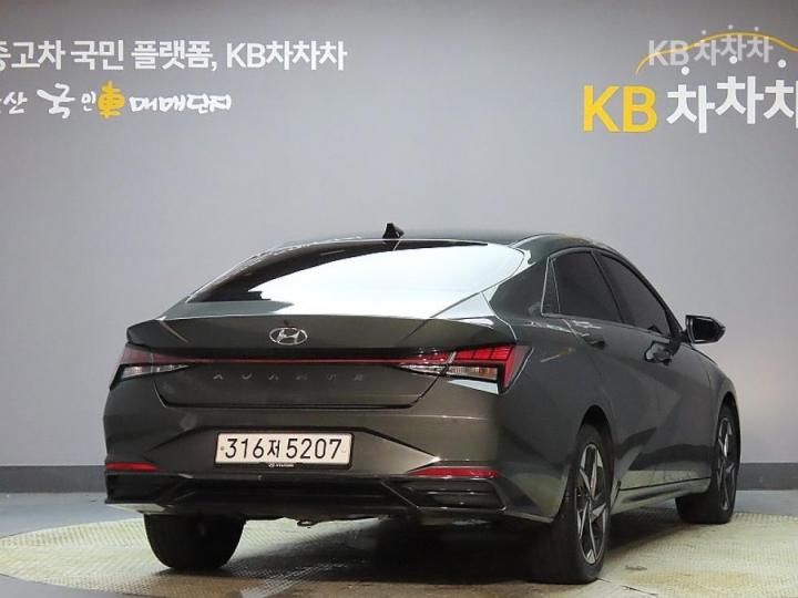 Hyundai Avante — miniaturë 2