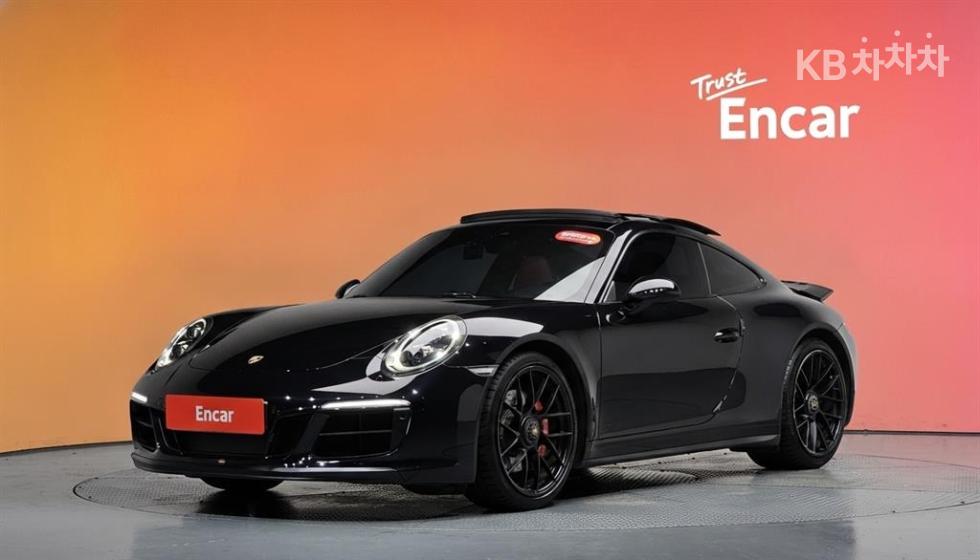 Porsche 911 carrera 4 gts — foto 1