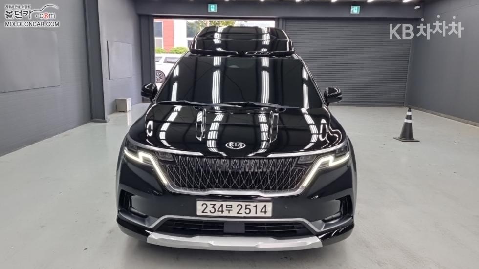 Kia Carnival — miniaturë 3