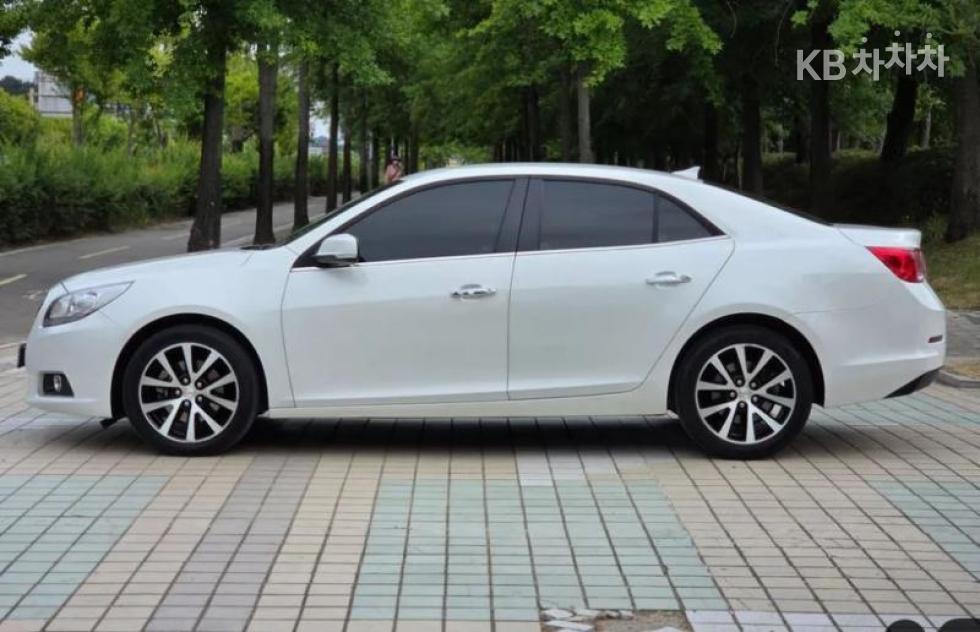 Chevrolet Malibu — miniaturë 3