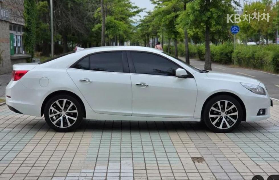 Chevrolet Malibu — miniaturë 7