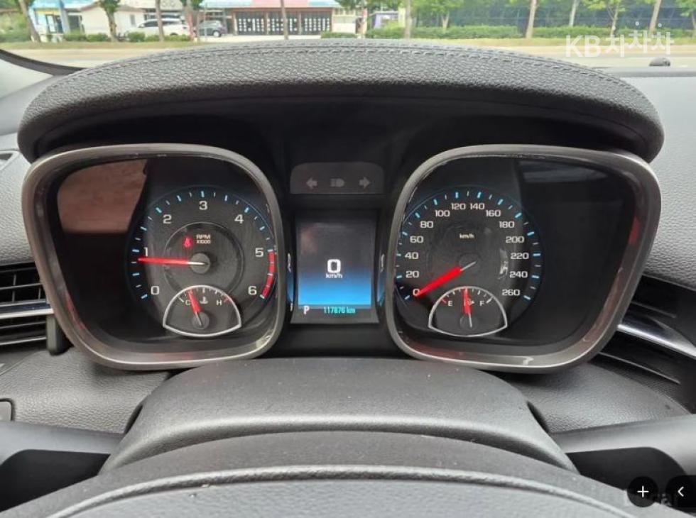 Chevrolet Malibu — miniaturë 13