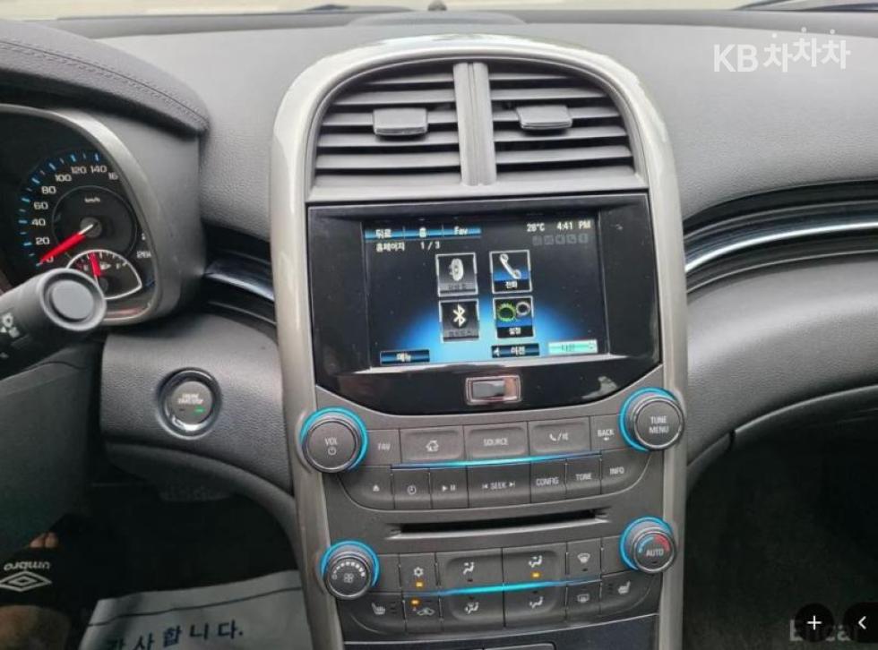 Chevrolet Malibu — miniaturë 14