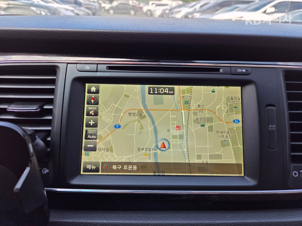 Kia Carnival — miniaturë 17