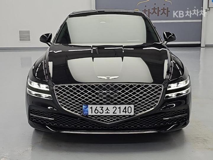 Genesis G80 — miniaturë 2