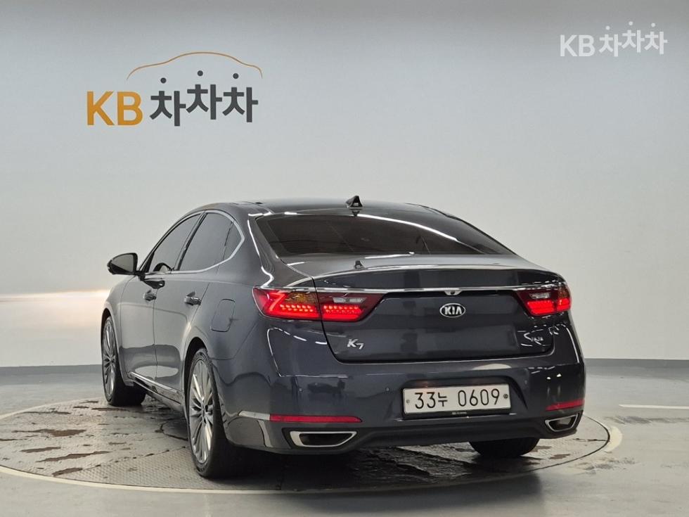 Kia K7 — miniaturë 2