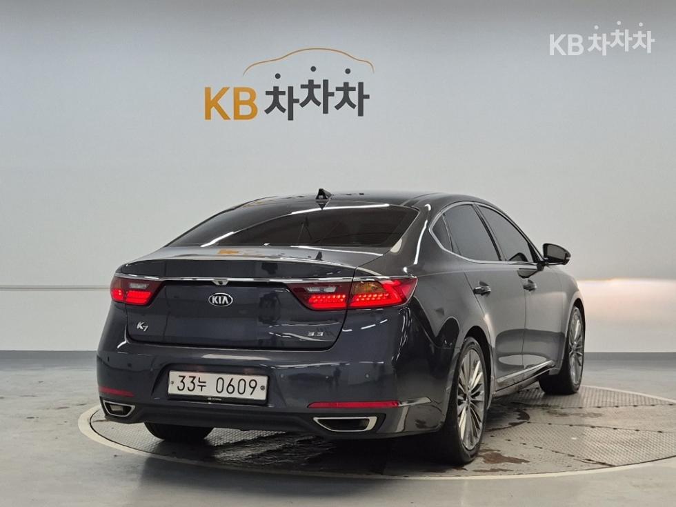 Kia K7 — miniaturë 3