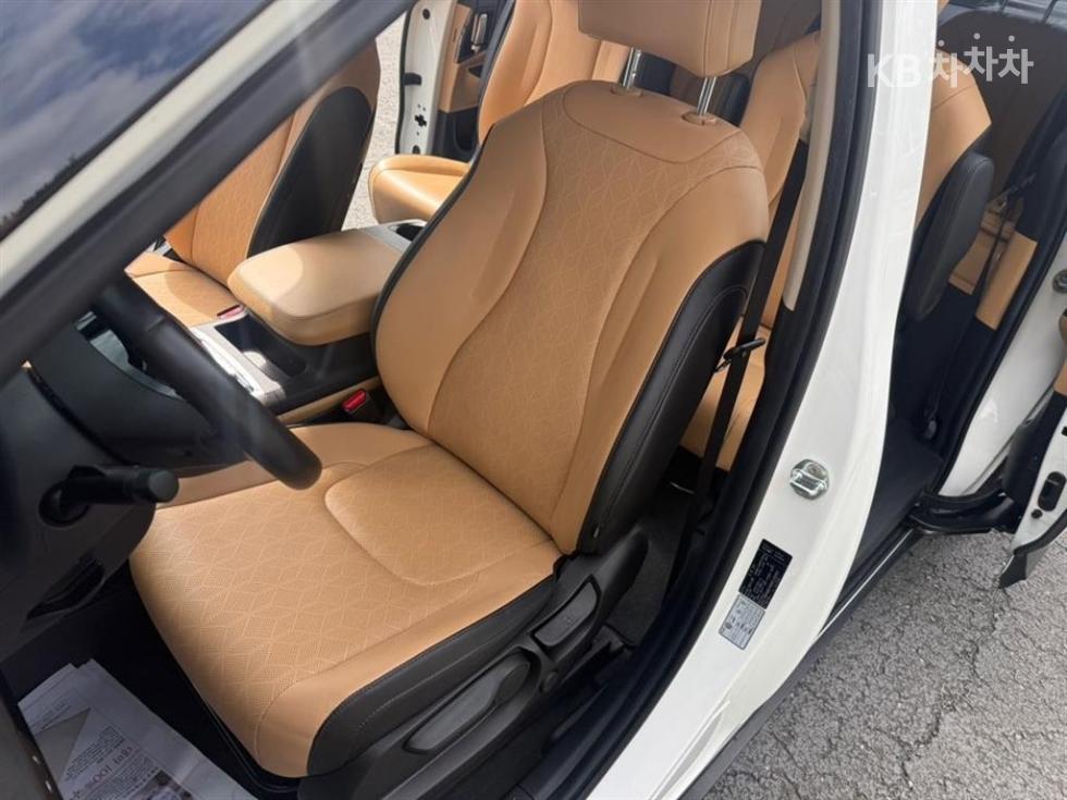 Kia Carnival — miniaturë 14