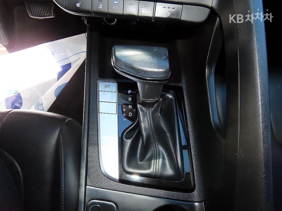 Hyundai Avante — miniaturë 10