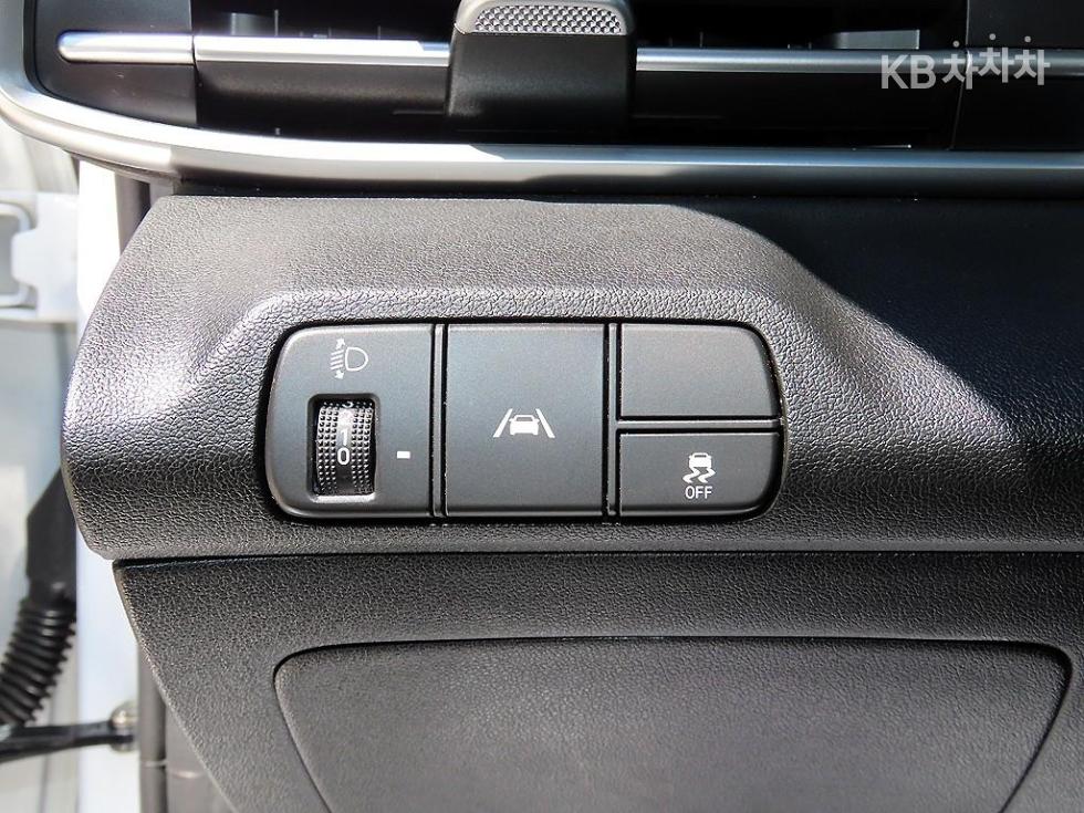 Hyundai Avante — miniaturë 12