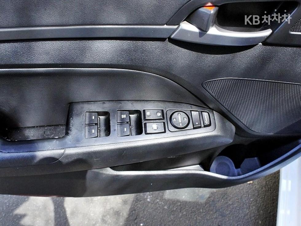 Hyundai Avante — miniaturë 14