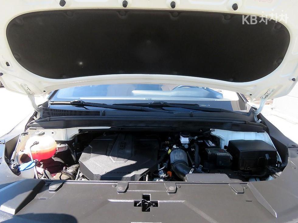 Kia Carnival — miniaturë 18