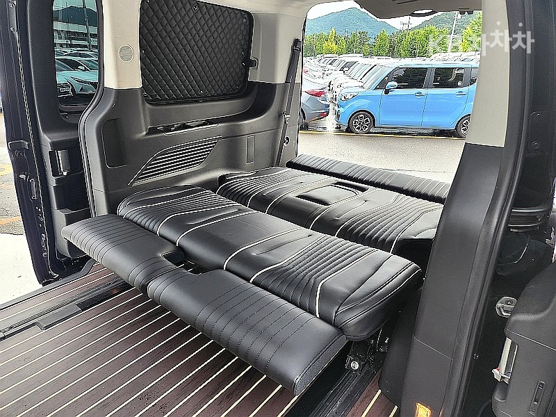 Hyundai Staria — miniaturë 16