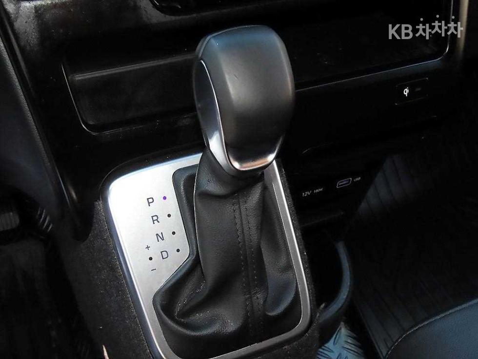Hyundai Staria — miniaturë 10