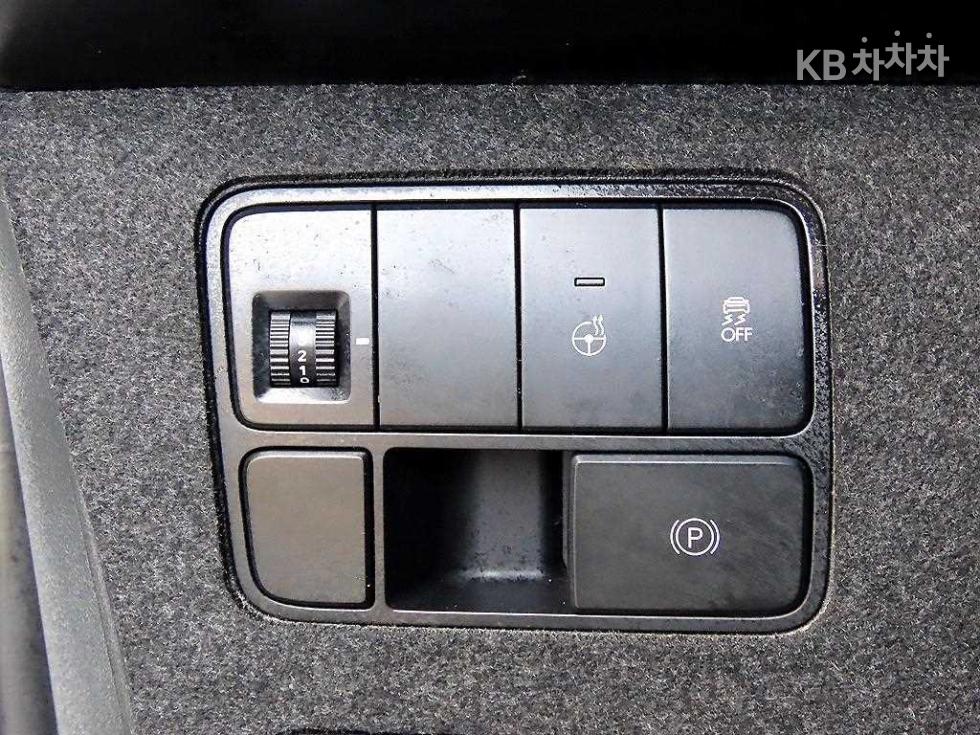 Hyundai Staria — miniaturë 12