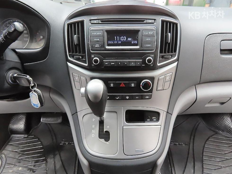 Hyundai Starex — miniaturë 13