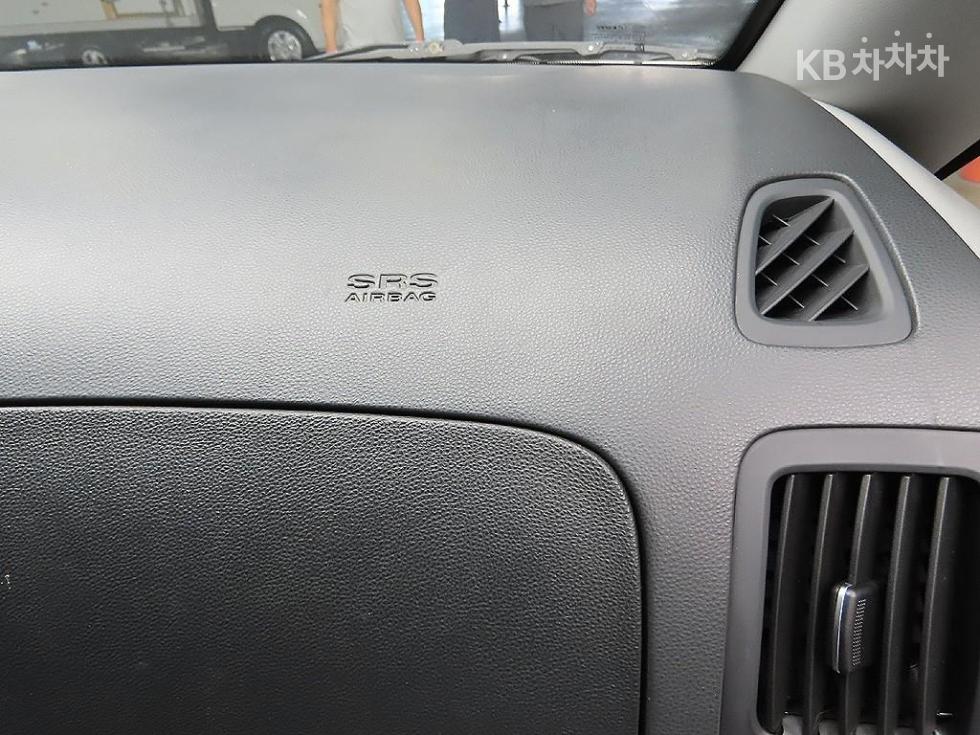 Hyundai Starex — miniaturë 15