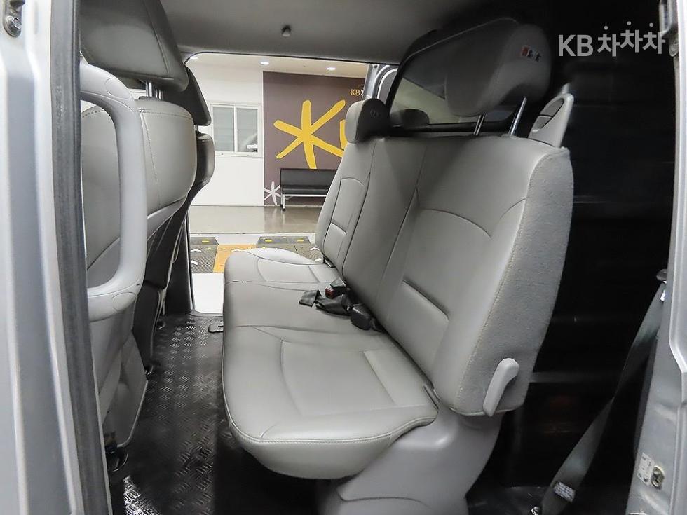 Hyundai Starex — miniaturë 17