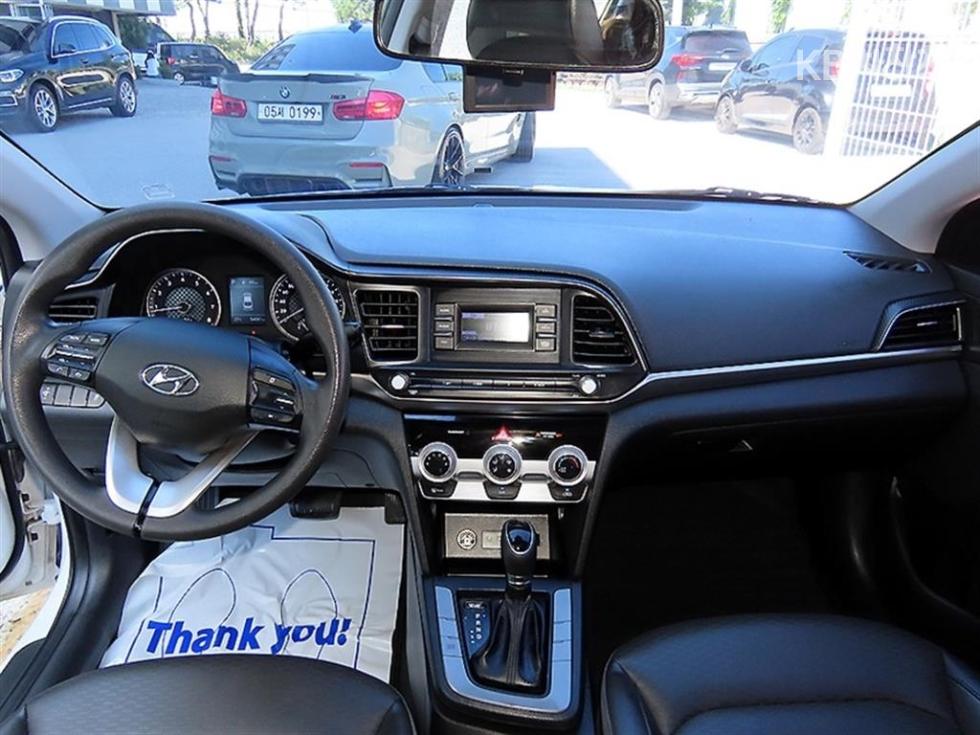 Hyundai Avante — miniaturë 7