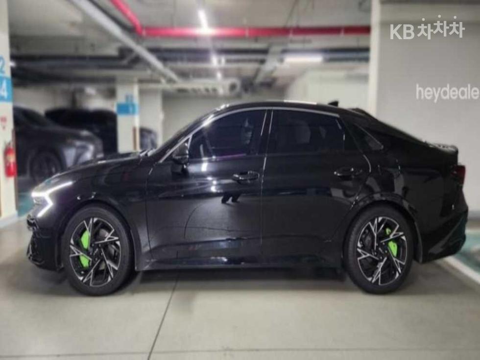 Kia K5 — miniaturë 3