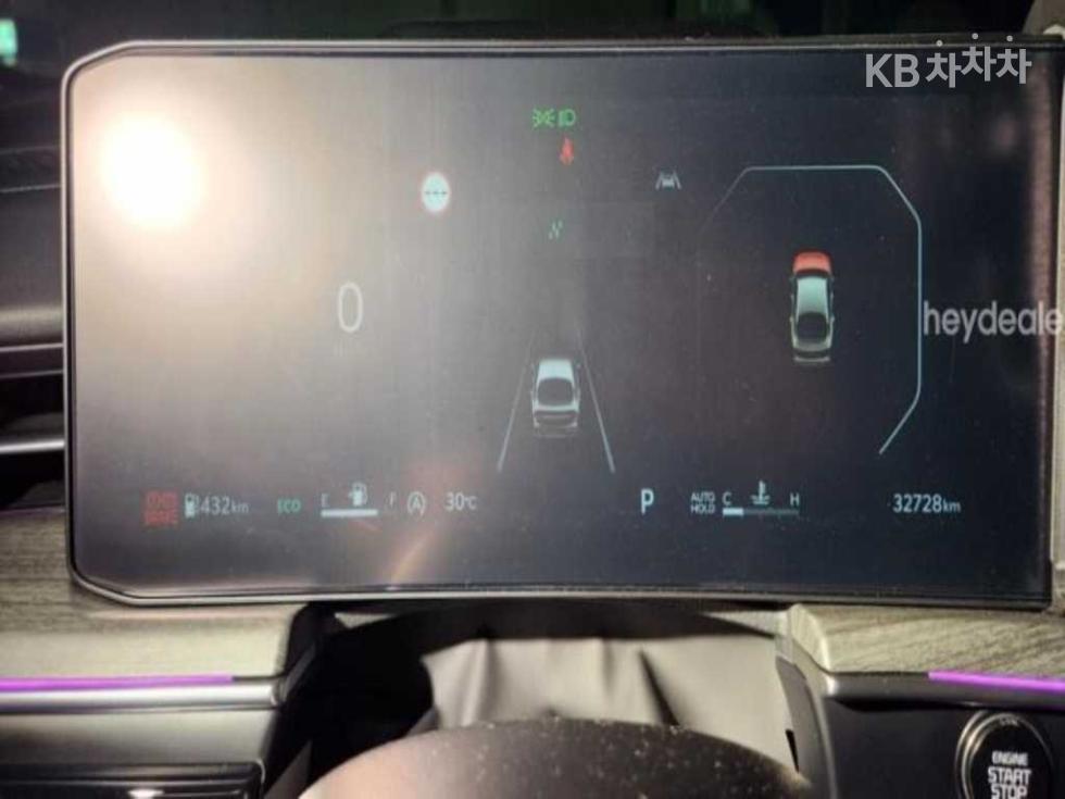 Kia K5 — miniaturë 7